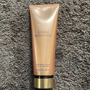 Victoria's Secret Amber Romance Lotion - Gold and Black